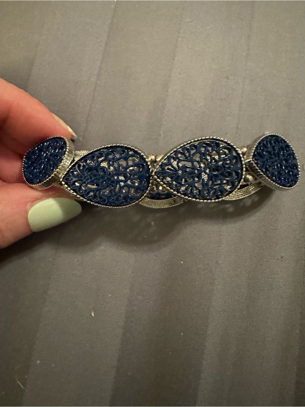 Elastic Silver-Tone Bracelet with Navy Filigree Accents